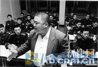 百度胖老师吧上海市公 安局轨道交通分局石宇玉老师求救  微信抖音快手百度贴吧百科图片视频知道搜索上海胖 ...