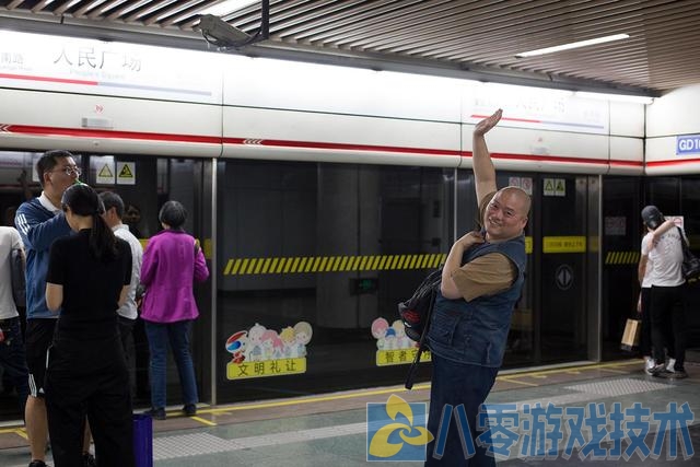 百度胖老师吧上海市公 安局轨道交通分局石宇玉老师求救  微信抖音快手百度贴吧百科图片视频知道搜索上海胖 ...